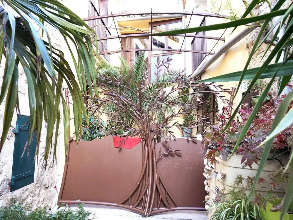 real-creations-et-mobiliers-1